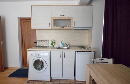 Primorsko House | Tiffany Joy apartment 8