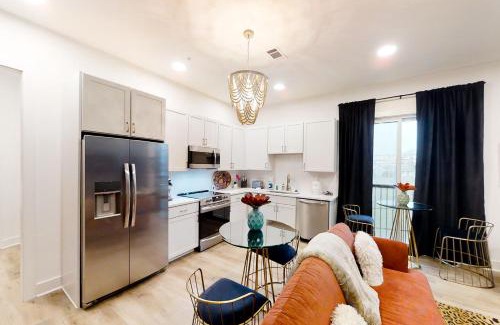East Nashville Apartment | Tiger Lily