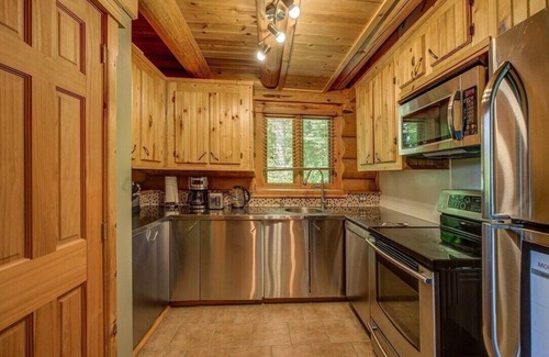 Waltham House | Tiger Lodge LogHouse