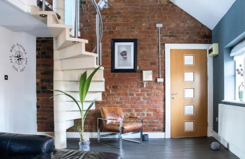 Lymm Apartment | Tiger Roof Terrace Lymm