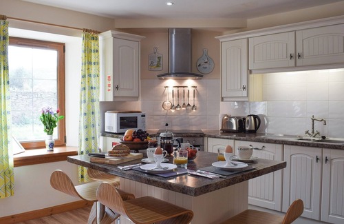 Weem Cottage | Tigh Craggan - UK10203