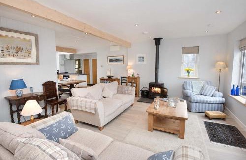 Strathcarron House | Tigh en Leigh