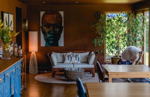 Alyth House | Tigh Na Leigh