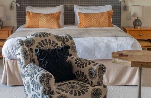 Alyth House | Tigh Na Leigh