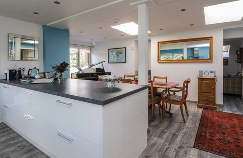 Grandtully House | TIGH NA RATHAID, family friendly, with open fire in Aberfeldy