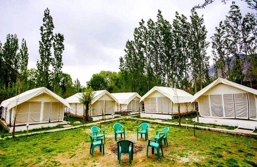 Hundur RV Rental | TIH AlpenGlow Camp - Nubra