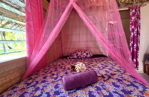Tuherahera Bed & Breakfast | TIKEHAU - Bungalow Pacific Beach
