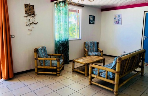 Tuherahera Bed & Breakfast | TIKEHAU - Hina Green Room