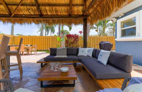 Boynton Beach House | Tiki Hut