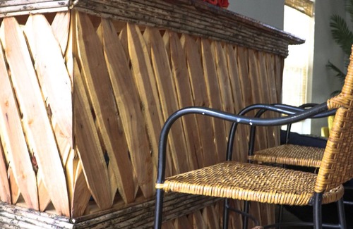 Gordonville House | Tiki Paradise in Lake Texoma + Hot Tub + Golf Cart