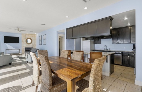 Panama City Beach House | Tiki Time 702 3 Bedroom Condo
