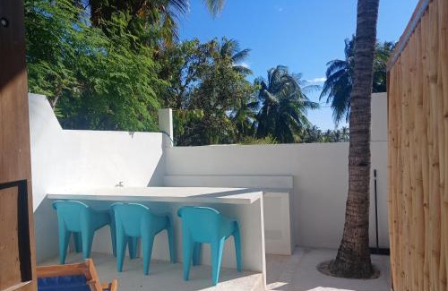 Rote Island Apartment | Tiky Nemberala Apartments and Villa