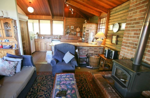 Central Tilba House | Tilba Heights 37 Punkalla-Tilba Road Central Tilba