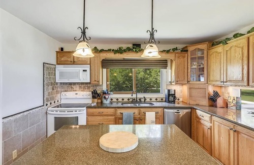 Tilghman House | Tilghman | Pool | Private Dock | Pet Friendly
