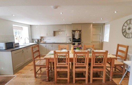 West Heslerton Cottage | Tillers Cottage