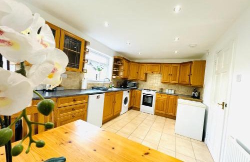 Tillicoultry Apartment | Tillicoultry Jupiter Apartment - Scotland Holiday Let