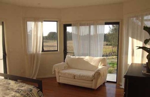 Salt Ash House | Tilligerry Farm Accommodation