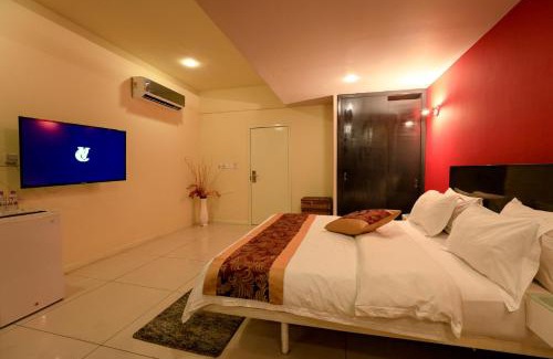 Nungua Hotel | Tills at Vienna Hotel
