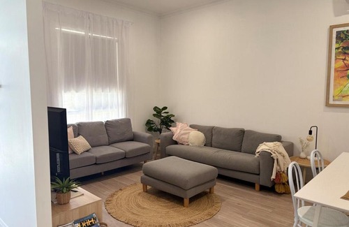 Broken Hill House | Tillys Townhouse