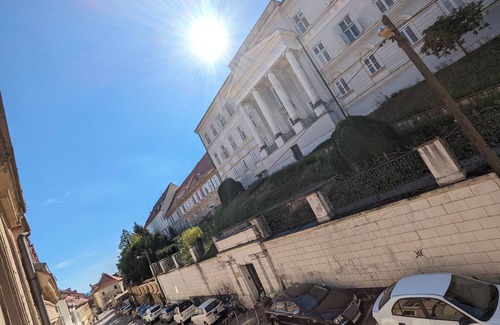 Donji Grad Apartment | Tilted Painting Condo w Queen Bed and 55" TV