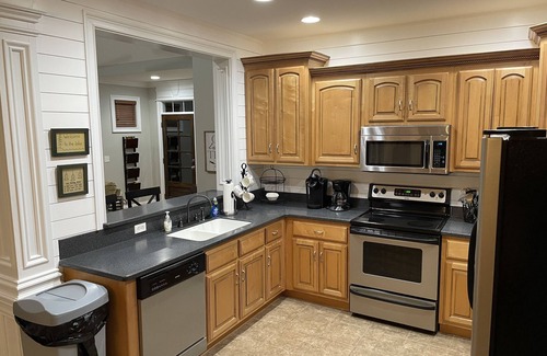 Winchester Cottage | Tim's Ford Lake Home. Private Boat Dock with Jet Ski Port & 2 Kayaks