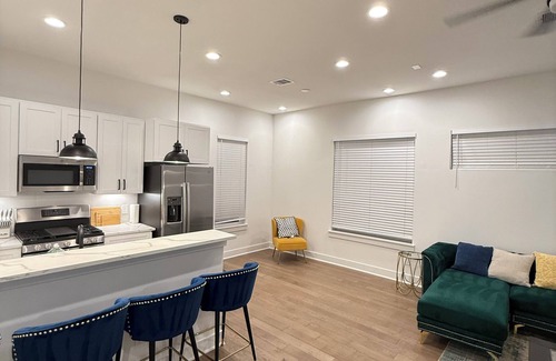 North Houston House | Tima Luxury Rental