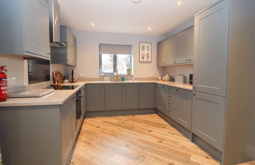 Mouldsworth Cottage | TIMADON COTTAGE, family friendly, with open fire in Kelsall