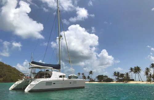 Tartane Boat Rental | Timaiao, catamaran Lagoon 380, half board, crew & all expenses included.n