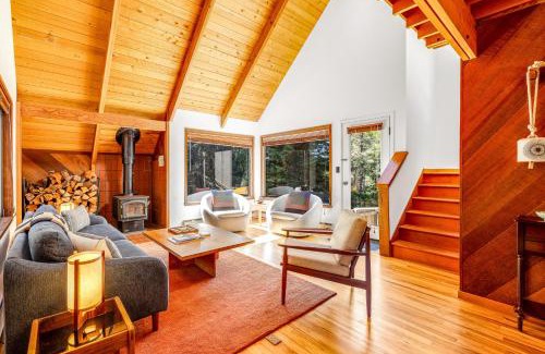 Sea Ranch House | Timber Cottage