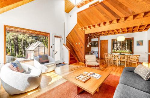 Sea Ranch House | Timber Cottage