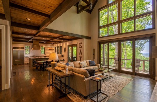 Banner Elk House | Timber Forge Lodge - Eagles Nest home with views, hot tub, game table, more!