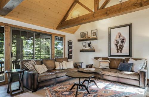 Talmont House | Timber Grove at Tahoe Park - Gorgeous 4BR Cabin - Tahoe Park HOA, Pets OK, Near Skiing