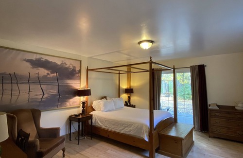 Brighton Bed & Breakfast | Timber House Resort