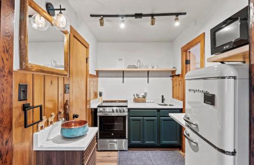 Colorado Springs House | Timber Lodge #1