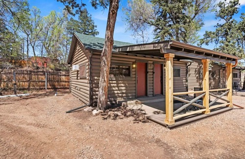 Colorado Springs Cabin | Timber Lodge Cabin #3