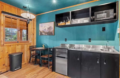Colorado Springs Cabin | Timber Lodge Cabin #31