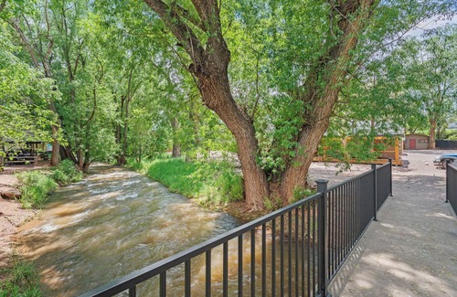 Colorado Springs Cabin | Timber Lodge Cabin 5