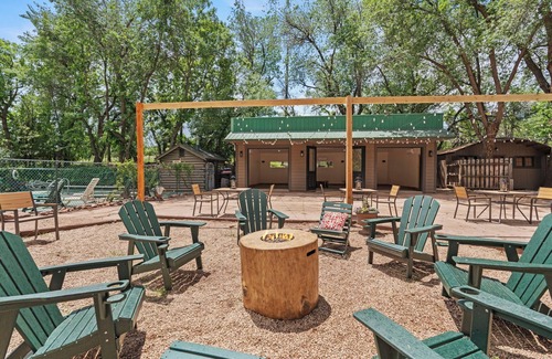 Colorado Springs Cabin | Timber Lodge Cabin 18