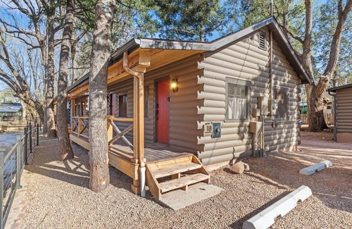 Colorado Springs Cabin | Timber Lodge Cabin 18