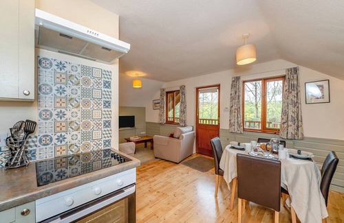 Westleigh Ski Chalet | Timber lodge set by the lake with one double and one twin.