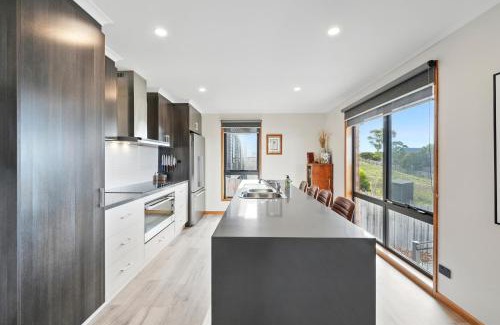 Midway Point House | Timber Mill House - 2 Bedroom House