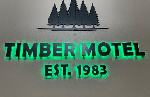 Clinton Hotel | Timber Motel