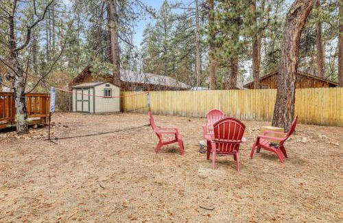 Boulder Bay House | Timber Pines Chalet~ Hot Tub~ Walk to Lake/Marina~