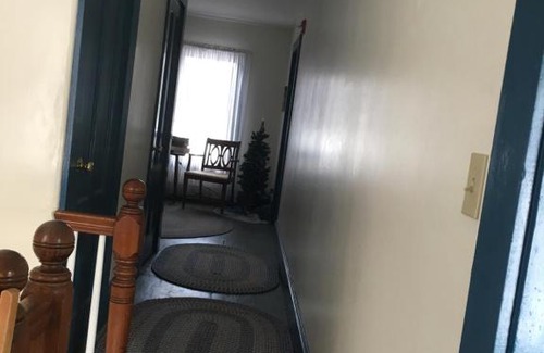 Hollis Bed & Breakfast | Timber Post Bed & Breakfast