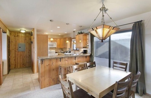 Mammoth Lakes Condo | Timber Ridge #29 - Ski in/Ski Out to Eagle Lodge