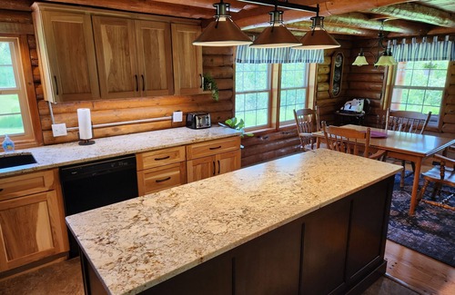Hill City Cabin | Timber Ridge Lodge, Hill City with 6 bedrooms/4.5 baths 7 acres, stream, meadow!