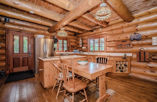 Lion's Head Cottage | Timber Shores - 4000 sq ft waterfront dream cabin