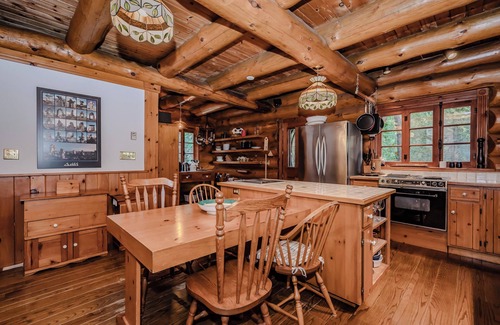 Lion's Head Cottage | Timber Shores - 4000 sq ft waterfront dream cabin