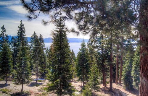 Kingswood Estates House | Timber View Lodge by Lake Tahoe Accommodations
