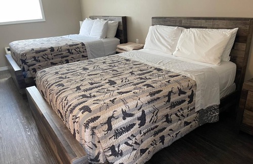 Nipigon Hotel | Timber Wolf Inn Motel
